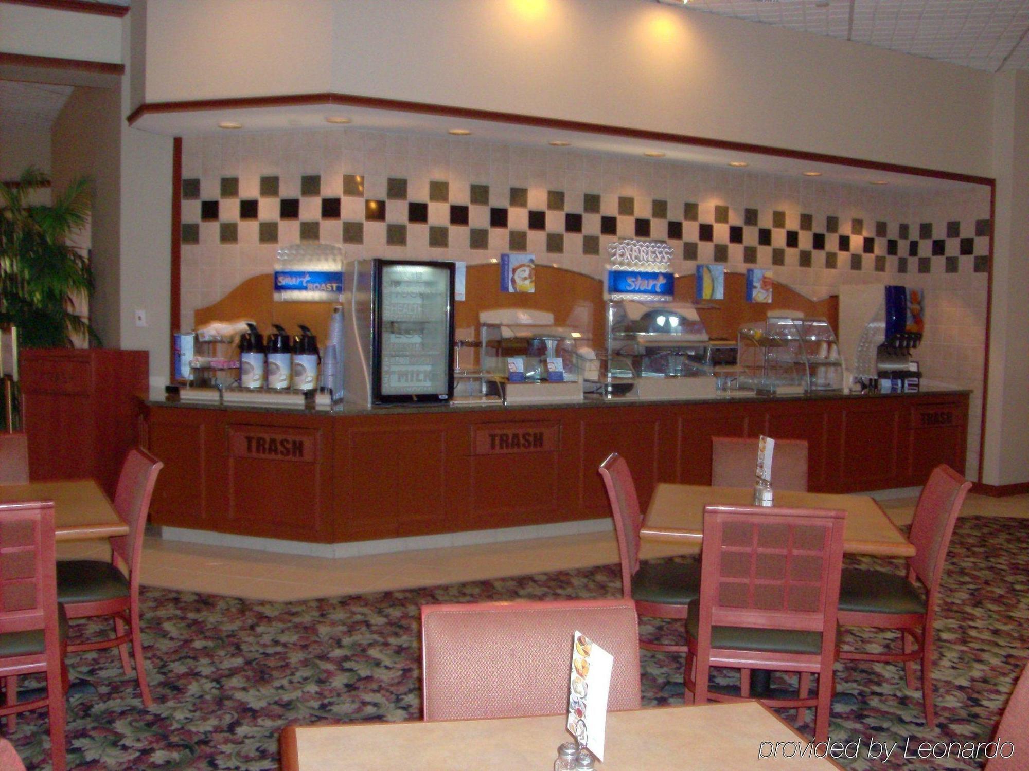 Comfort Inn & Suites Plano East Restaurant foto